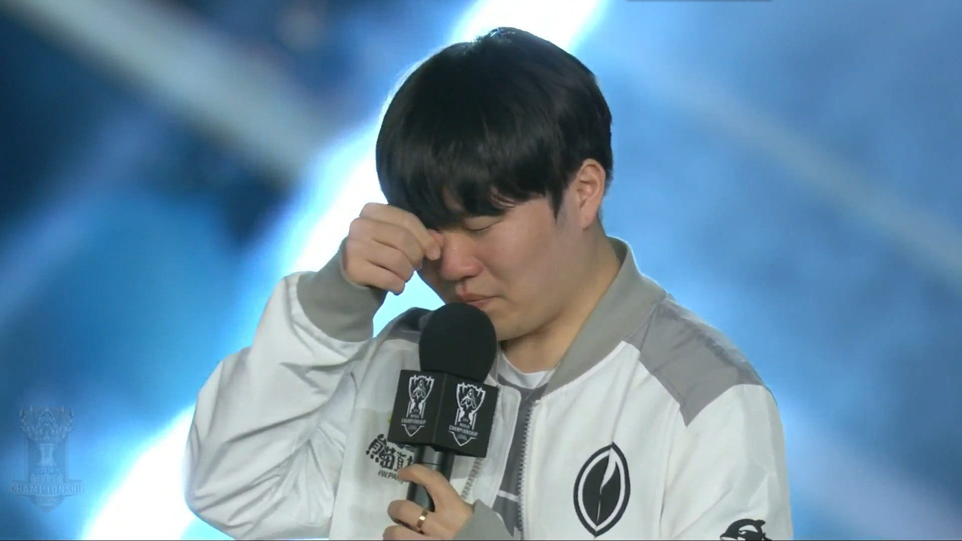 电竞正能量，EDG举办“阳光十日拍” 公益水友赛