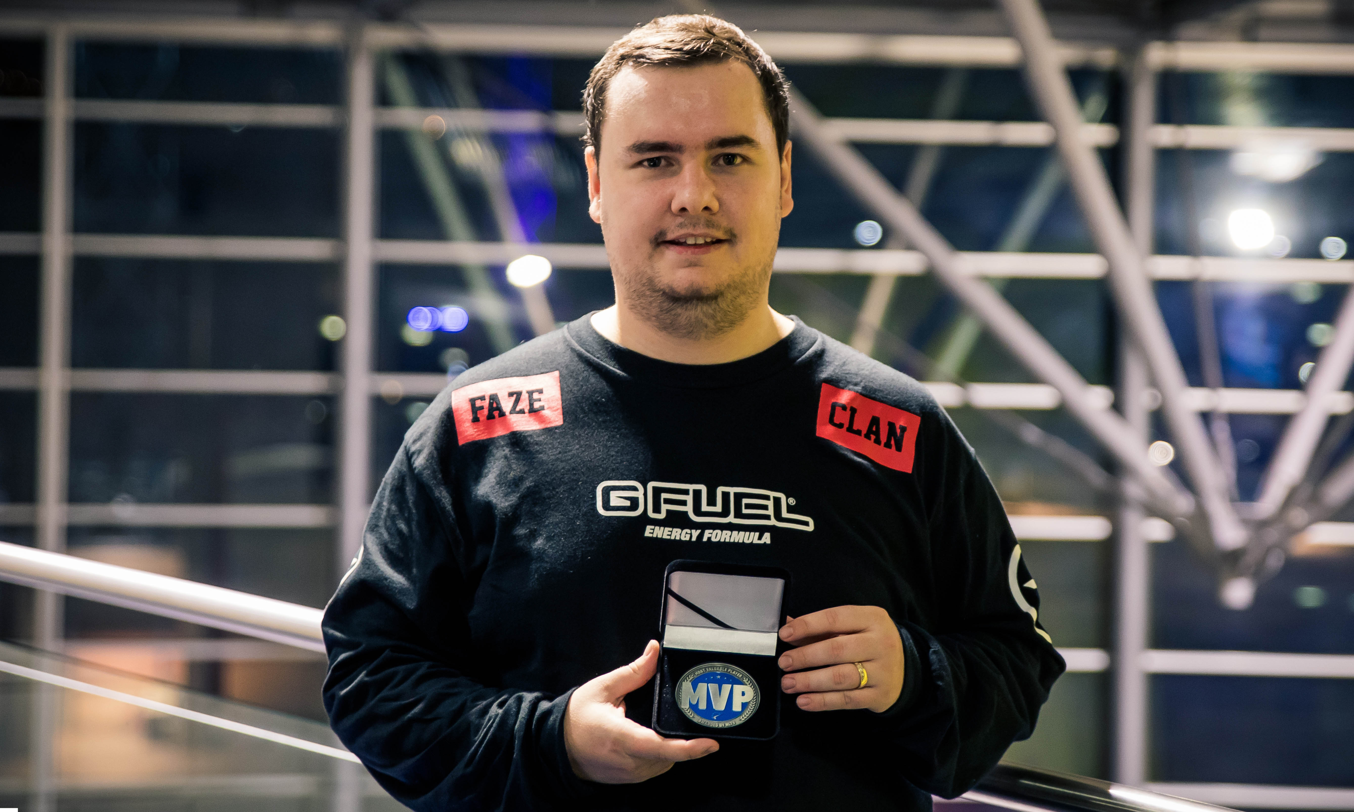 KRU Esports 与 adverso 分道扬镳，迎接 VCT 2025：美洲第二阶段